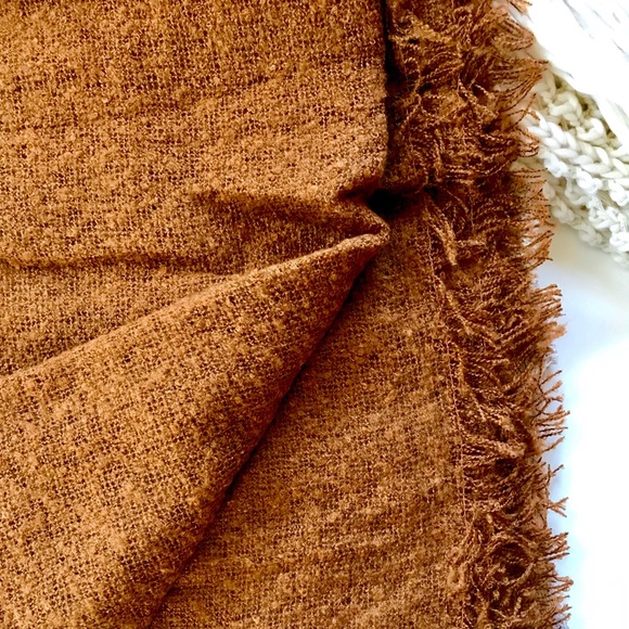 1 LEFT🌿Marigold Camel Mohair Fringe Blanket Scarf - Picture 4 of 4